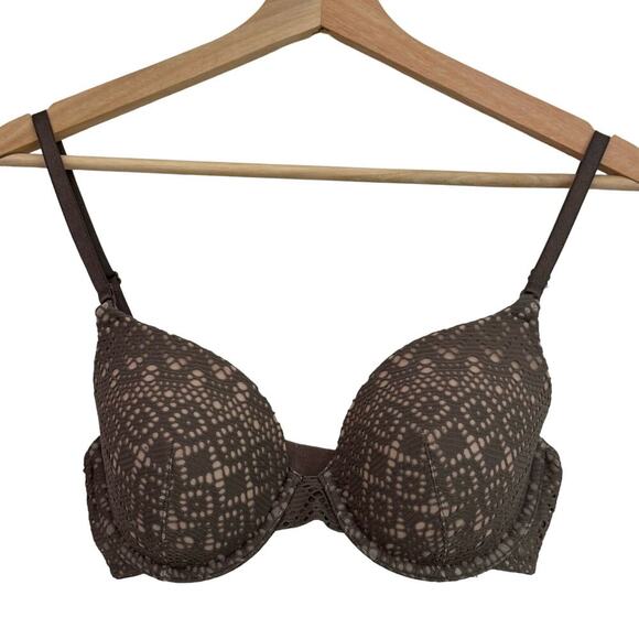 VICTORIA’S SECRET Lined Perfect Coverage Lace Neutral Tan Bra 32D - Picture 1 of 9